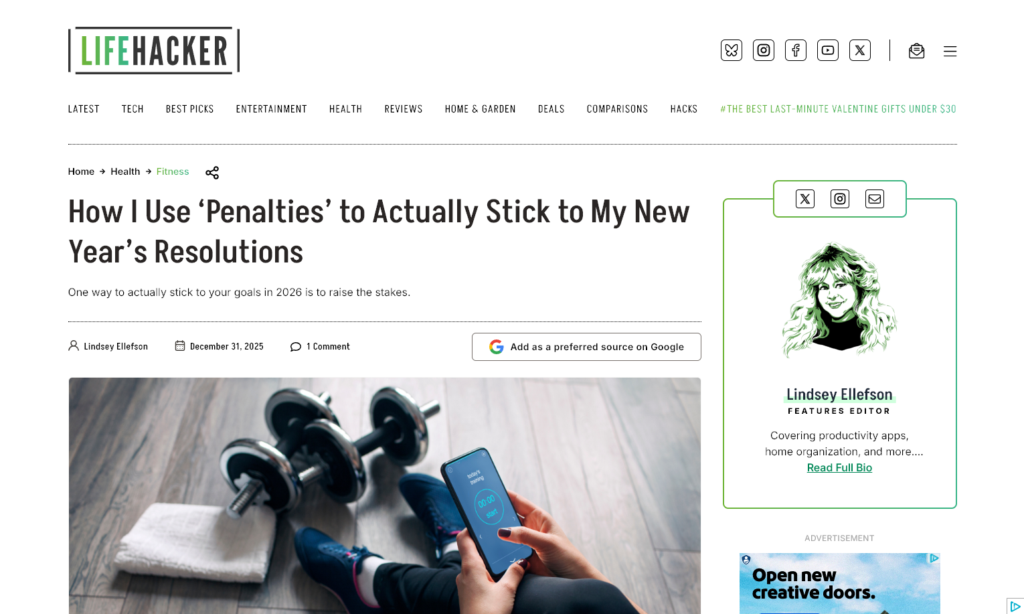 Example of a 'How I' post from LifeHacker, about using penalties to stick to New Year's Resolutions
