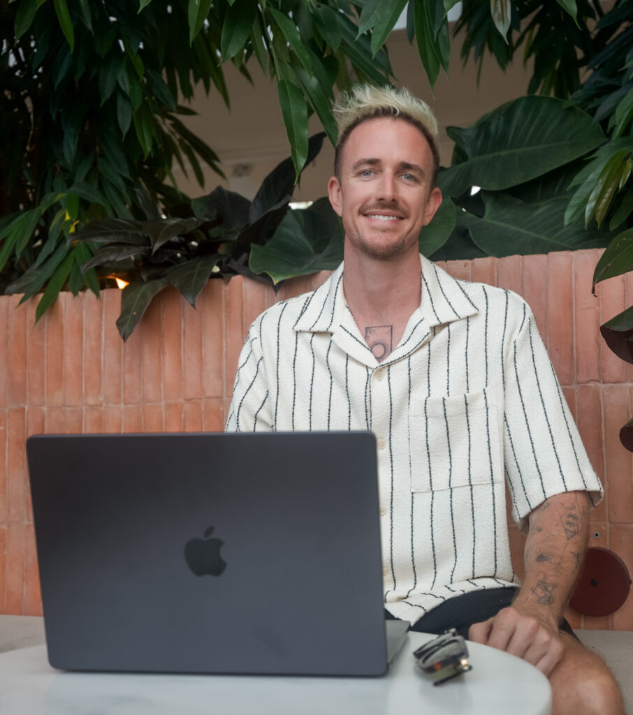 Ryan Robinson Founder, Creator, Author, ryrob, RightBlogger, Refresh Agency (Cropped)